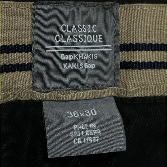 2 for $25 - Gap khakis classic straight fit size 38 - Picture 3 of 3